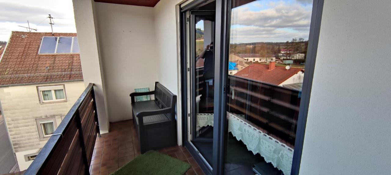 Haus Kunterbunt Apartment Mehlingen ภายนอก รูปภาพ